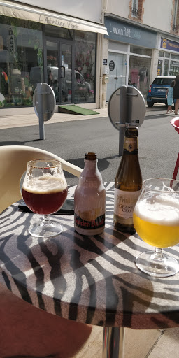Deux bis Bar Gallery - France