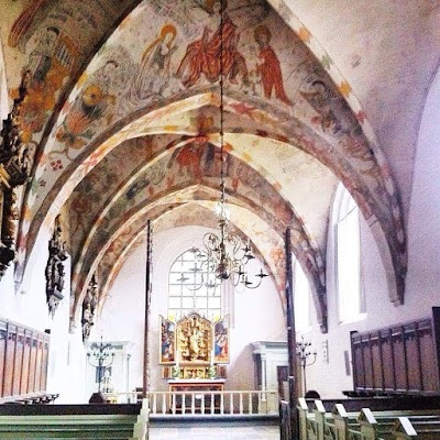Photos of S&aelig;by Kirke