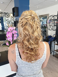 Photo n°11 de ART CAPELLI à Bègles (Salon de coiffure)