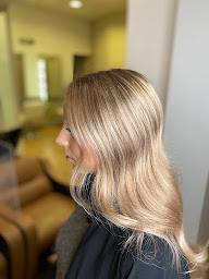 Photo n°8 de Les Ateliers du Cheveu à Draveil (Salon de coiffure)