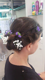 Photo n°42 de BIGUINE NANTES DECRÉ à Nantes (Salon de coiffure)