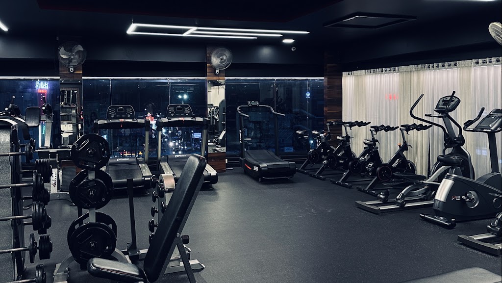 Paris Gym Premium Fitness Center