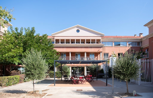 Photo de Résidence Les jardins de la Crau - emeis