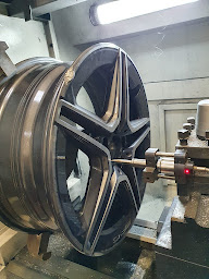 Photo n°15 de RECTIFJANTES à Ville-la-Grand (Atelier de réparation automobile)