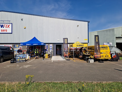 Screwfix New Romney Logo