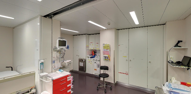Rezensionen über Hirslanden Klinik Im Park in Baar - Krankenhaus