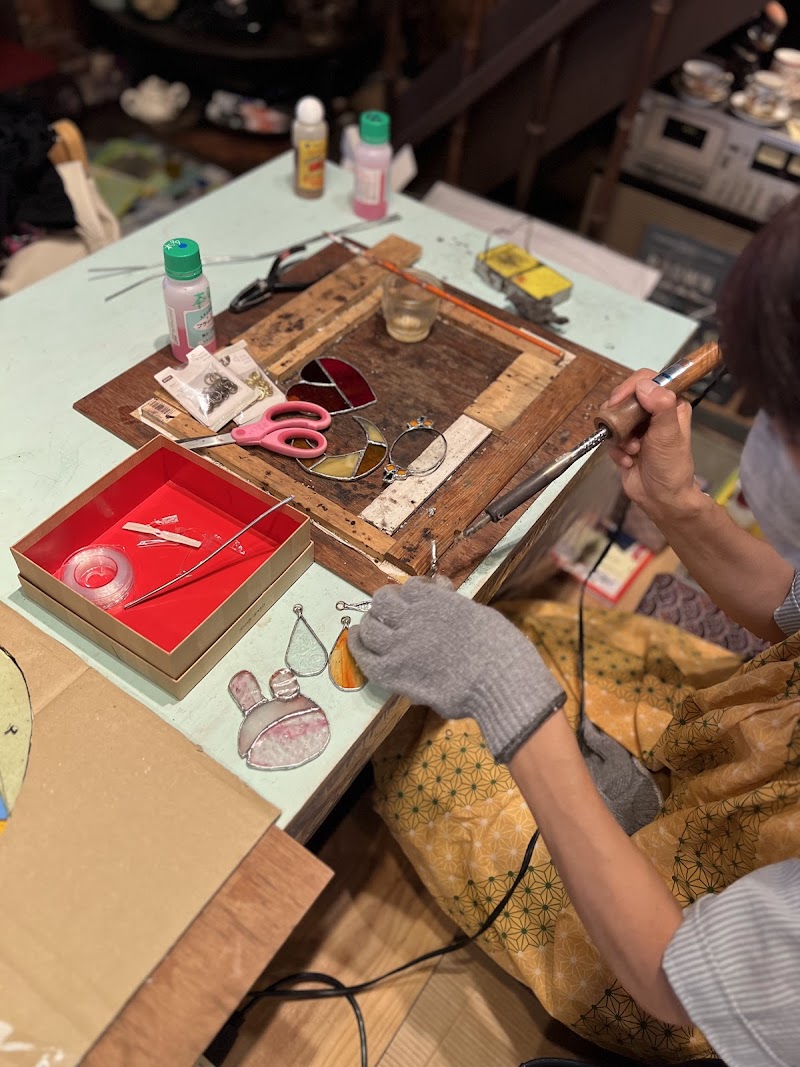 奈良のステンドグラス教室とコケ玉教室 「わ」