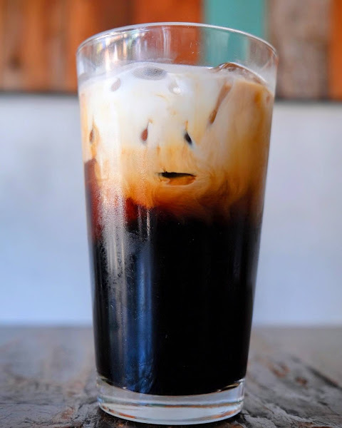 Summer Buffalo Thai Burbank by null