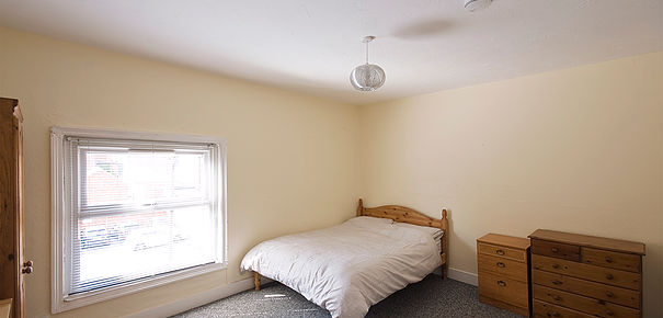 Letsrent-Northampton photo 2
