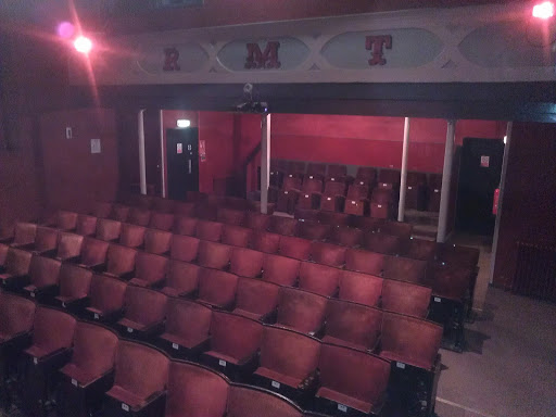 Royal Manor Theatre