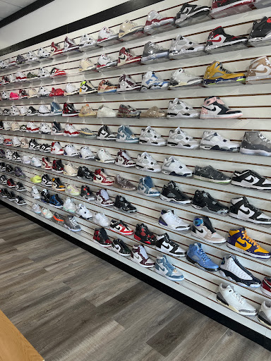 Plus Kicks - Thumbnail