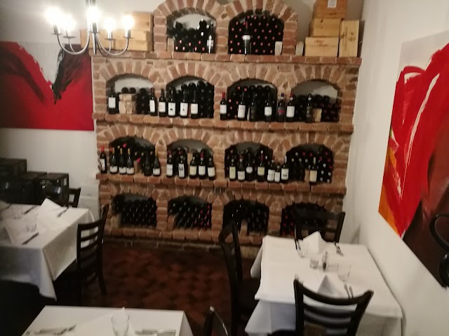 PiNO Ristorante, Pizzeria & Enoteca