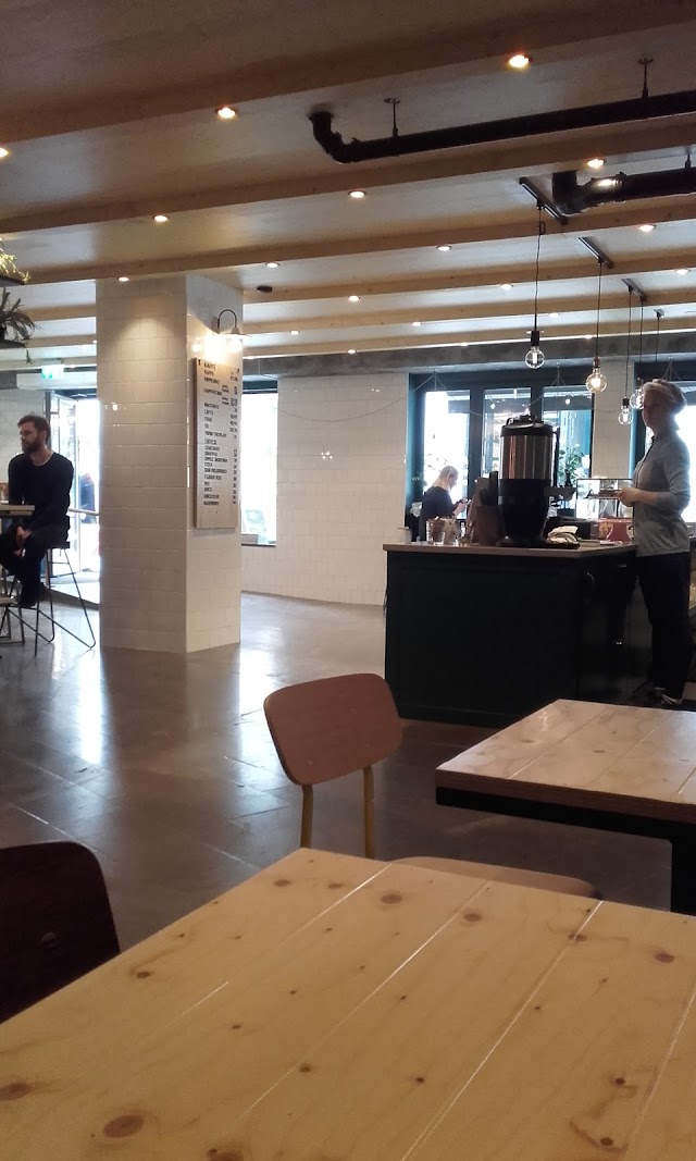 Helmers Café