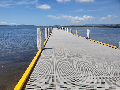Lakeside Reserve