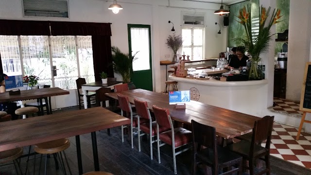The Old Compass Cafe and Bar