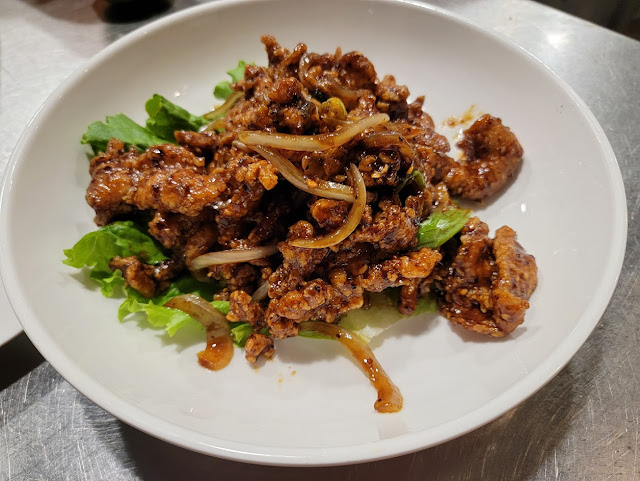 Thai & Noodle Outlet by null