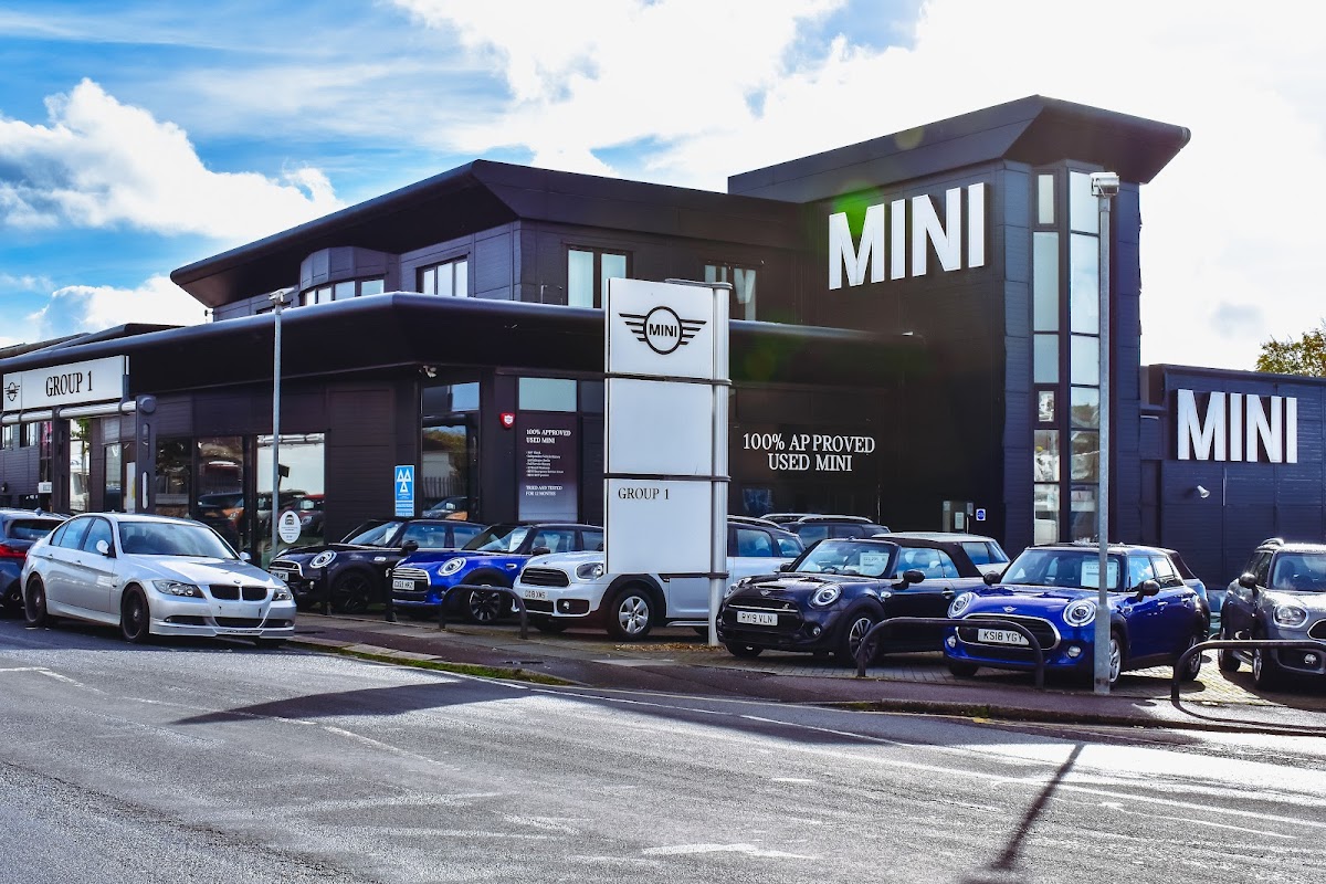 Group 1 Brighton MINI