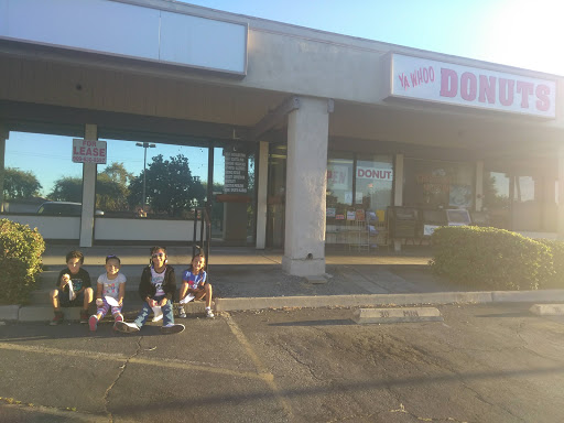 Ya Hoo Donuts & Pastries - Thumbnail