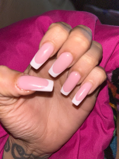 Columbus nails - Visual