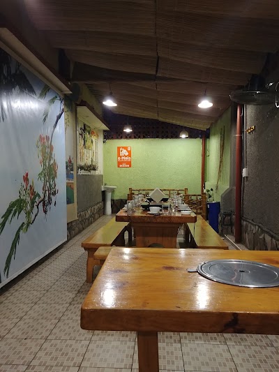 Photos of Acacias Vietnamese Restaurant (Nem, Pho, Bun Cha....)
