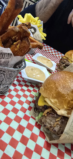 Photo 1 - FRENCHY SMASH BURGER