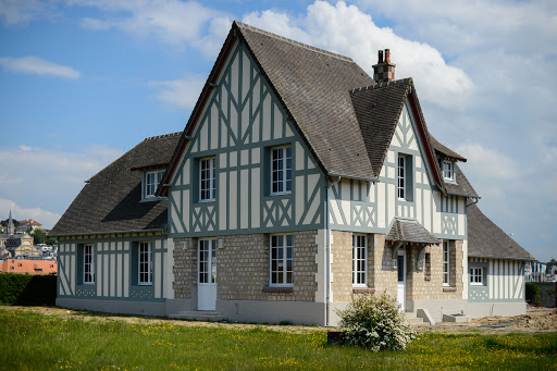 Photo de Villa Piscine Deauville Location Villa L’Hermitage à Blonville-sur-Mer (14910)