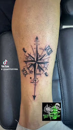 Photo n°6 de black light tattoo à Marseille (Tatoueur)