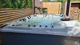 Photo n°2 de NATURA SPA NORMANDIE à Saint-Vigor-d'Ymonville (Magasin de spa)