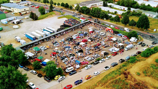 Oberlausitzer Bautzener Trödelmarkt Bautzen / Flohmarkt / Oldtimer Teilemarkt - Thumbnail