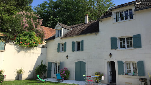 Photo de Demeure de Bizard:Location de vacances jusqu'à 19 personnes avec piscine au coeur des châteaux de la Loire en Loir-et-Cher à Thésée (41140)