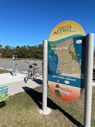 Aurantia Road Trailhead Gallery - United States