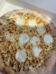 Photo n°4 de Le roi de la pizza - distributeur à Wizernes (Pizzas à emporter)