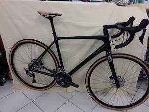 Photo n°6 de VELOLAND - RS CYCLES à Arles (Magasin de réparation de vélos)