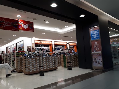Photos of Matahari Department Store