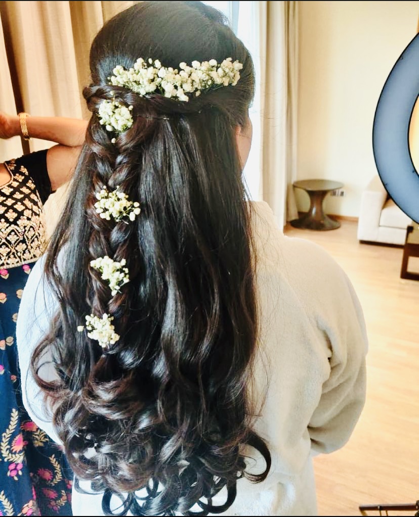 Re Shape Ladies Gym Parlour Makeup Studio Weightloss Center