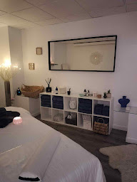 Photo n°36 de Carla Morri - Coiffure à Neuilly-sur-Seine (Salon de coiffure)