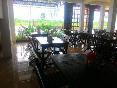 Photos of Lesehan Bajak Laut