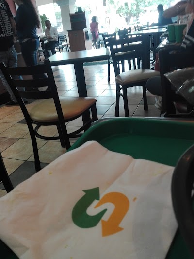 Subway Plaza Vistana