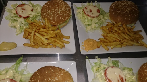 Photo 3 - Burger Mania