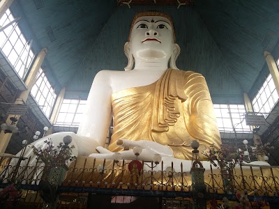 Photos of မဟာအတုလသကျရံသီဆယ်ထပ်ကြီးရုပ်ရှင်တော်မြတ်