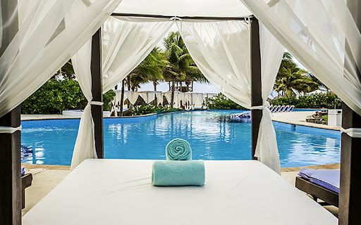 Desire Riviera Maya Pearl Resort