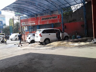 Photos of PT Laju Jayantara