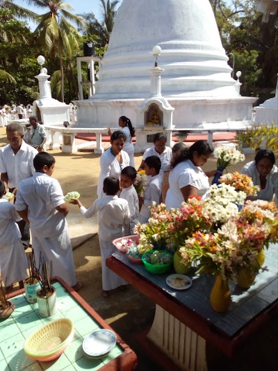 Photos of Gangarama Purana Viharaya