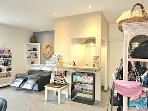 Photo n°2 de Cathy Style à Naujac-sur-Mer (Salon de coiffure)