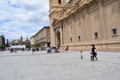 Photos of Bas&iacute;lica de Nuestra Se&ntilde;ora del Pilar