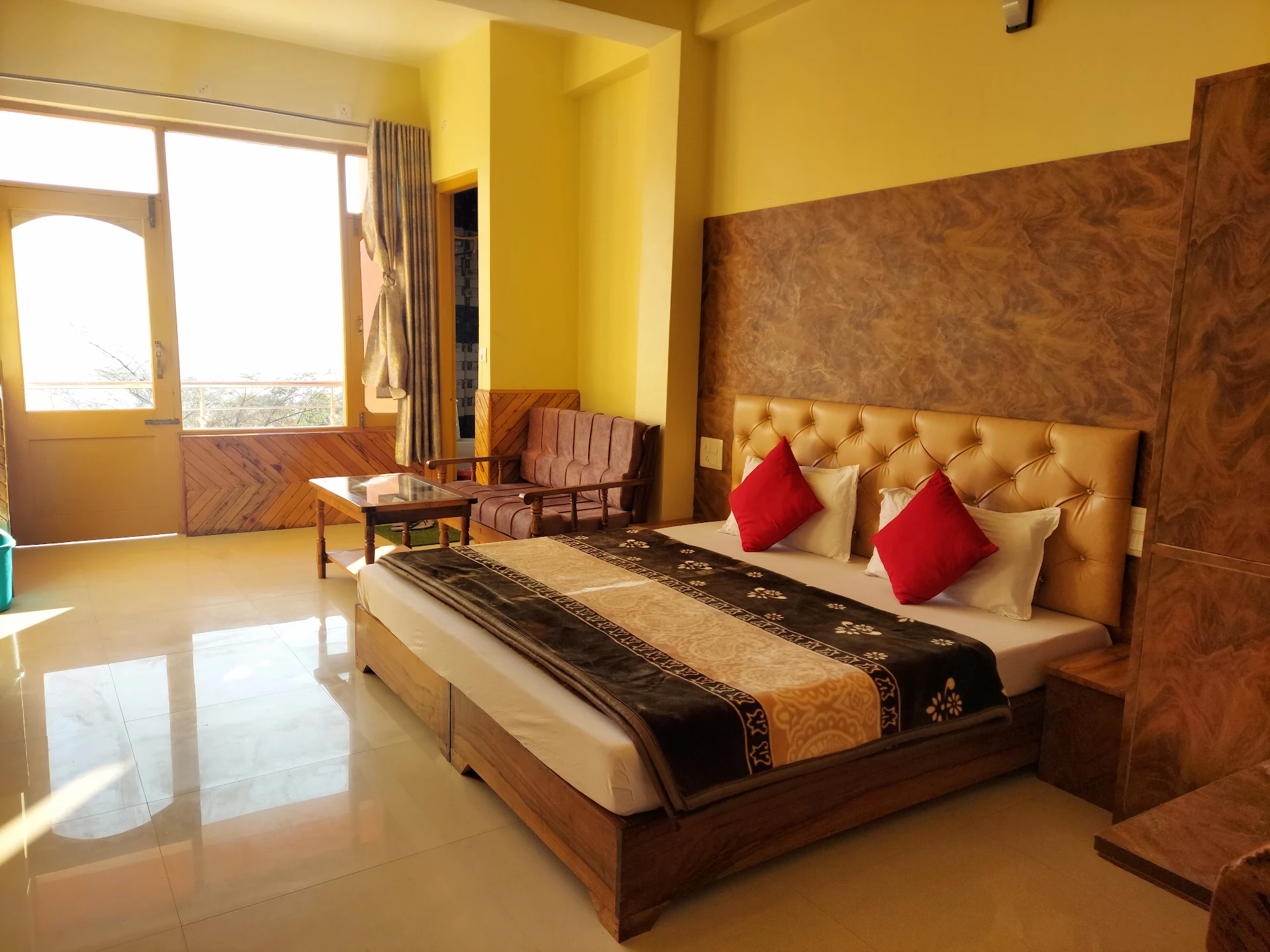 The Mountain Paradise Hotel Rewalsar Lake Mandi