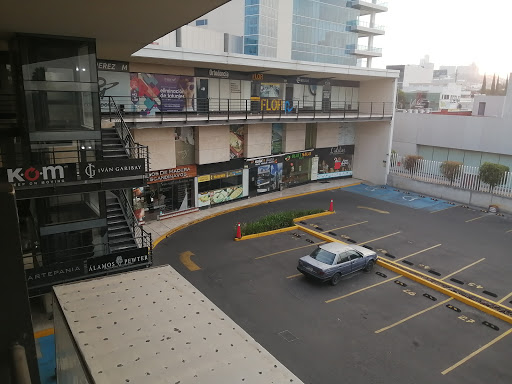 Plaza Asuan - Thumbnail