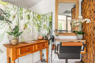 Photo n°17 de Centre Capillaire Judith Lafont à Nîmes (Magasin de sous-vêtements)