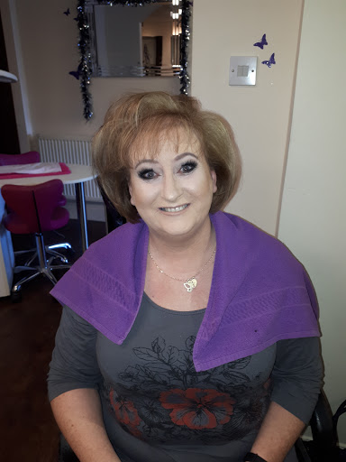 Francis Hair & Beauty Salon