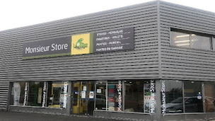 Photo n°2 de Monsieur Store Villefranche - Pergolas - Stores - Volets Roulants - Ragot Habitat à Arnas (Fournisseur de fenêtres)